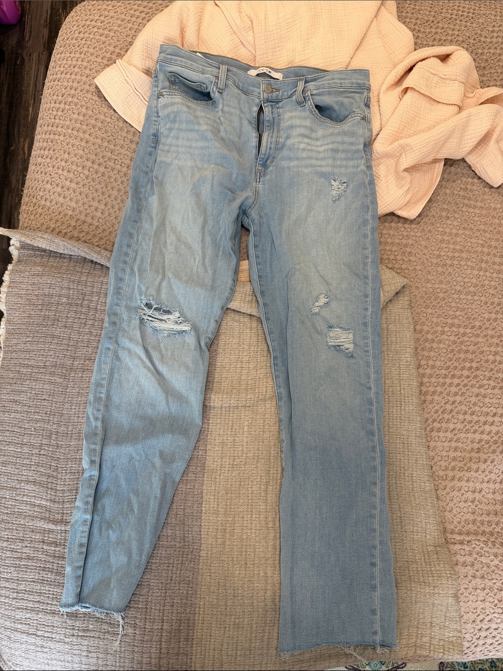 NWOT Joe’s Jeans Light Blue Distressed Women's Jeans 31